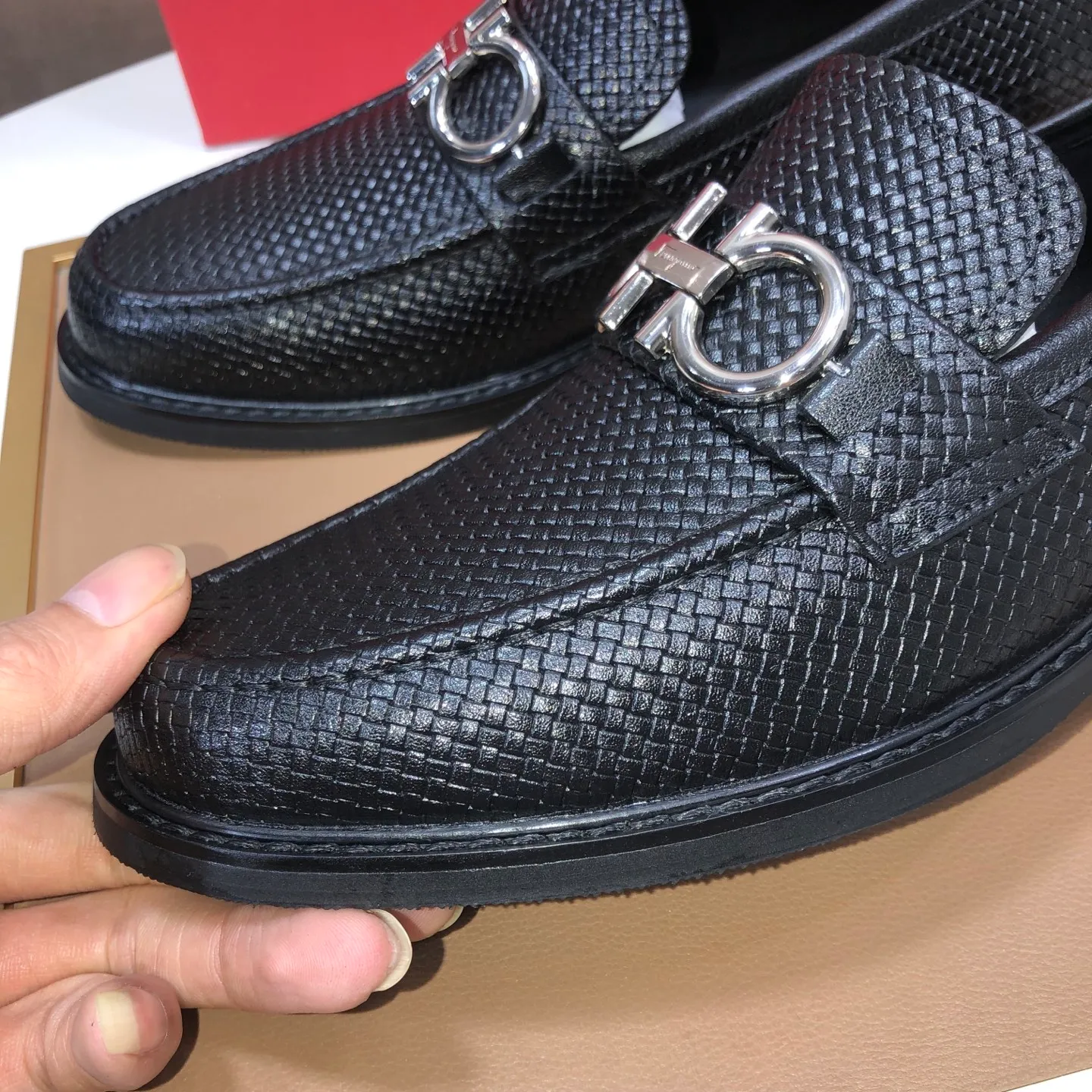 Men's shoes 💰460💰[Ferragamo/Ferragamo] The latest model in the counter. Original imported high-quality cowhide with open sides + imported sheep lining + original luxury metal buckle + original combination outsole. Comparison without pressure 38–44🎉